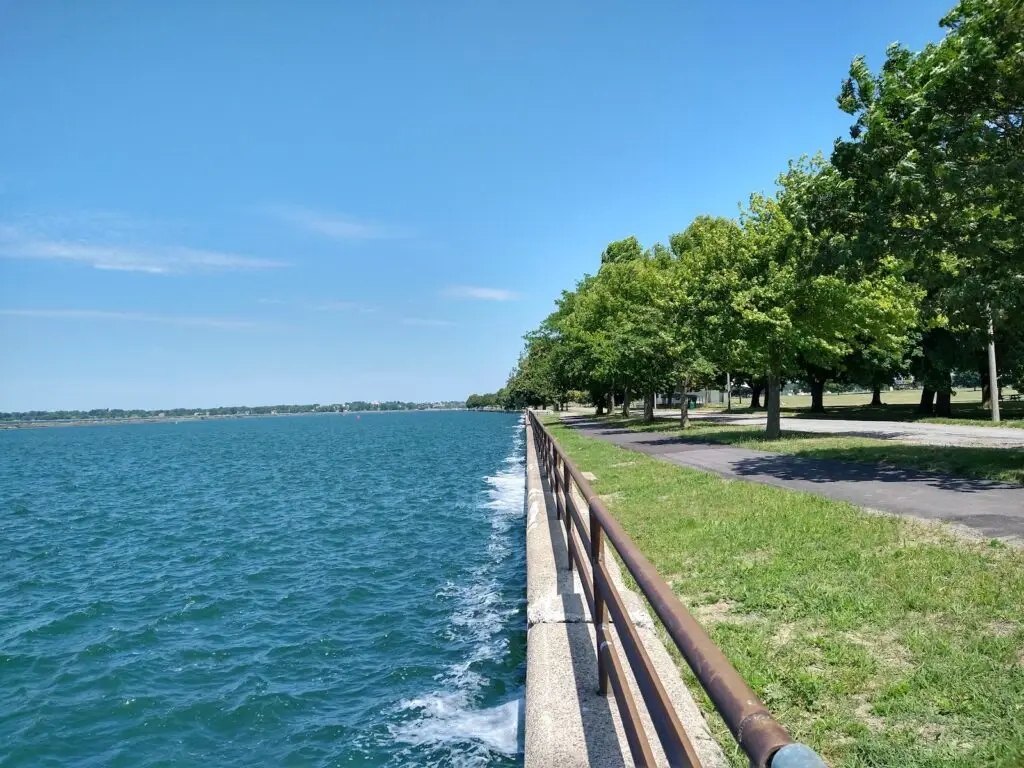 LaSalle Park Kayak Launch