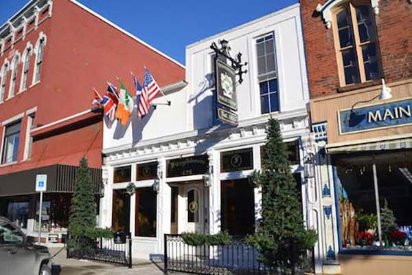 Fitzgibbons Public House