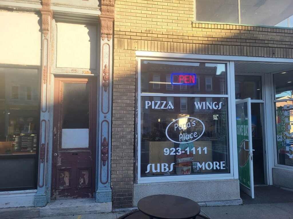 Clyde Papas Place