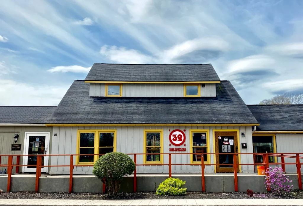 Lock 32 Brewing Company