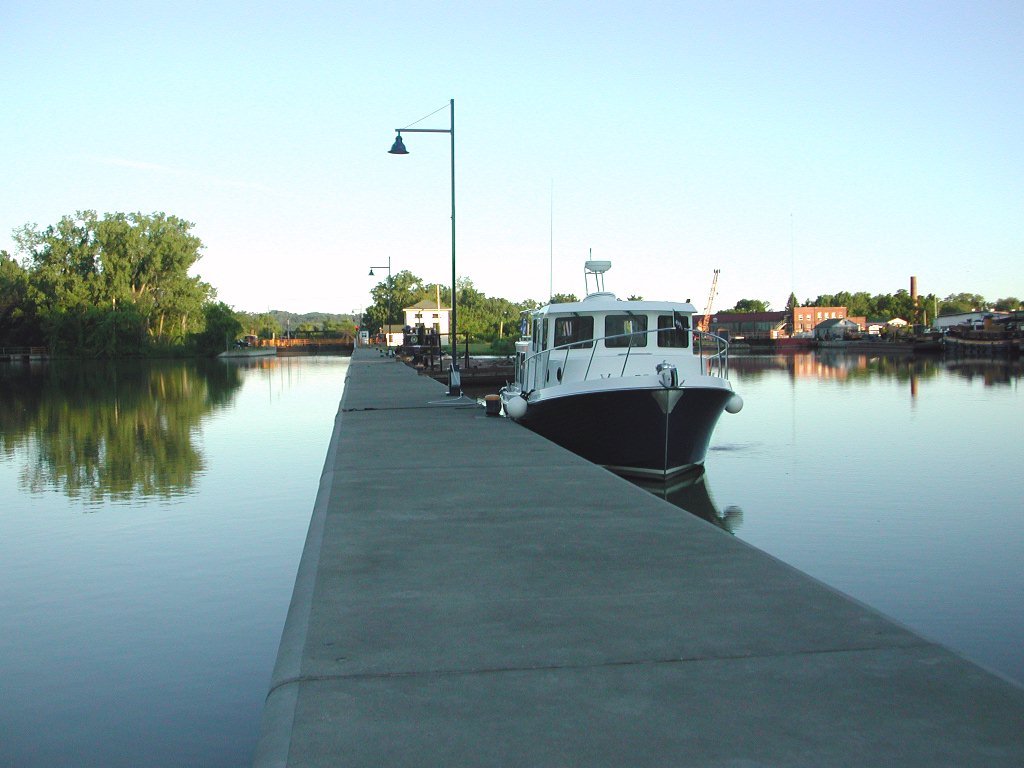 Erie Canal Lock E3 — Waterford