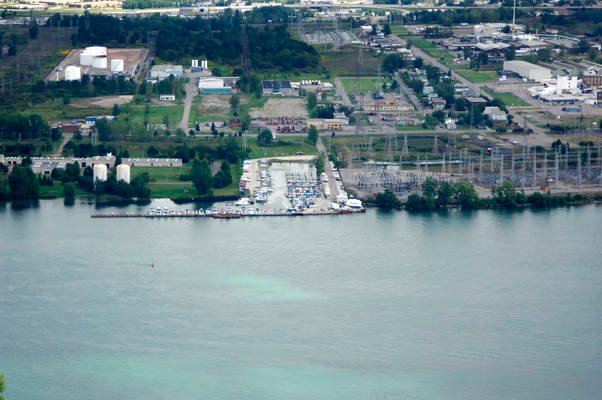 Mid River Marina