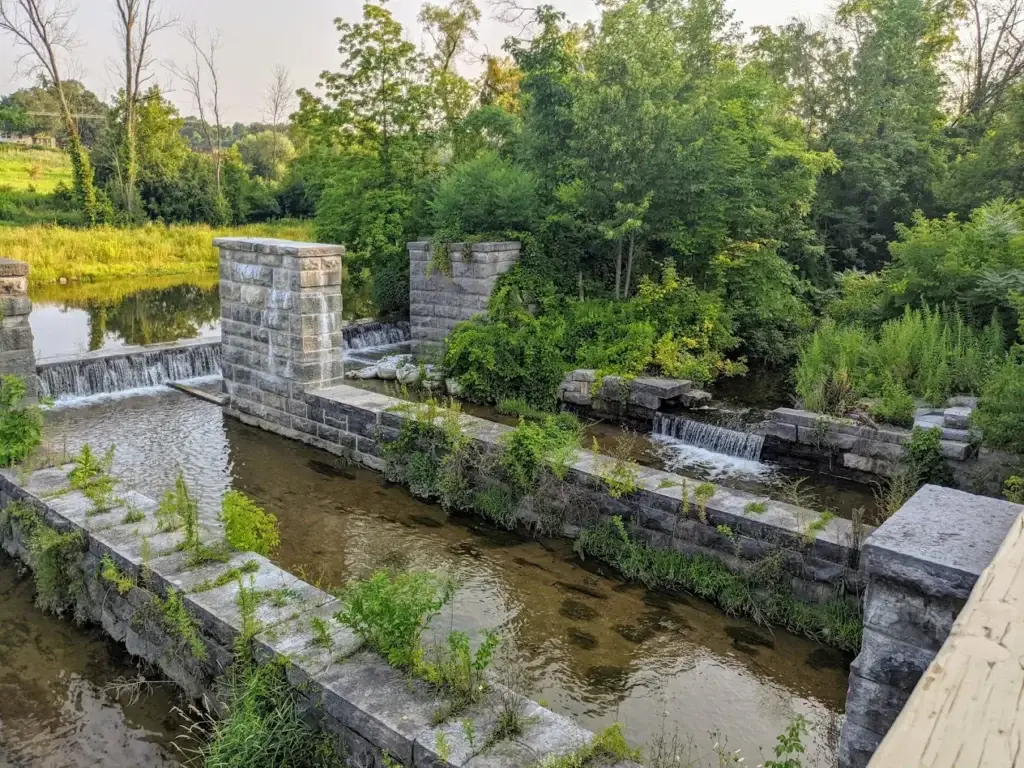 Centerport Aqueduct Park, old Erie Canal