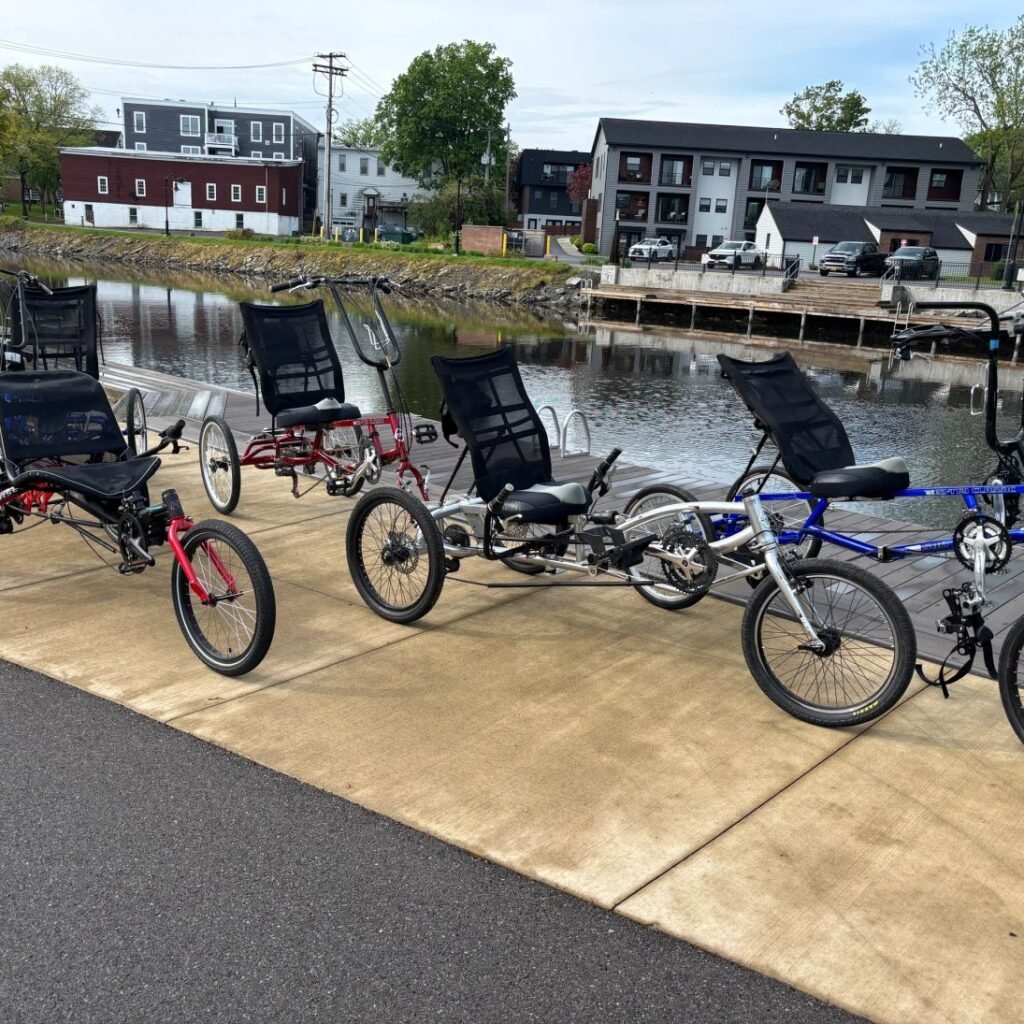 Erie Canal Boat Company - Lockport