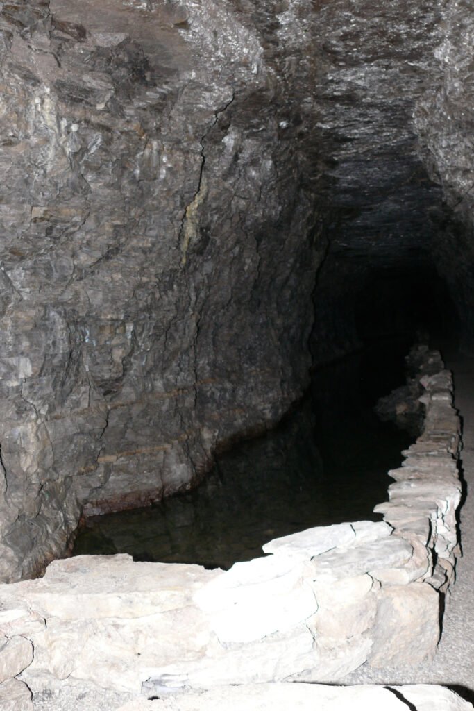 Lockport Cave & Underground Boat Ride