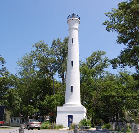 Verona Beach Lighthouse