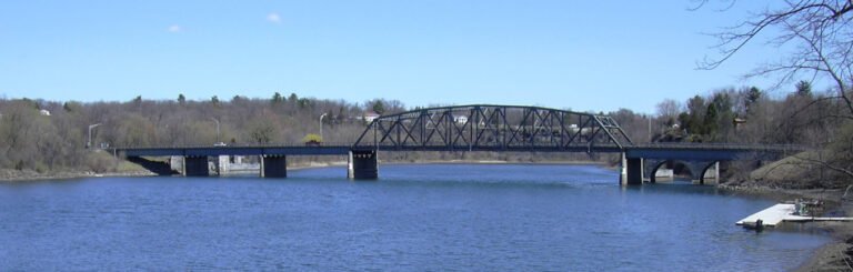 The Rexford Aqueduct segment across the Mohawk River behind the Route 146 bridge