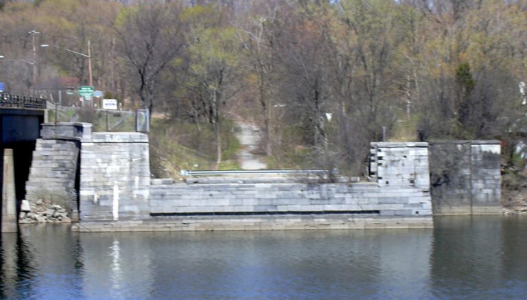 The Rexford Aqueduct remains, which carried the Enlarged Erie Canal over the Mohawk River