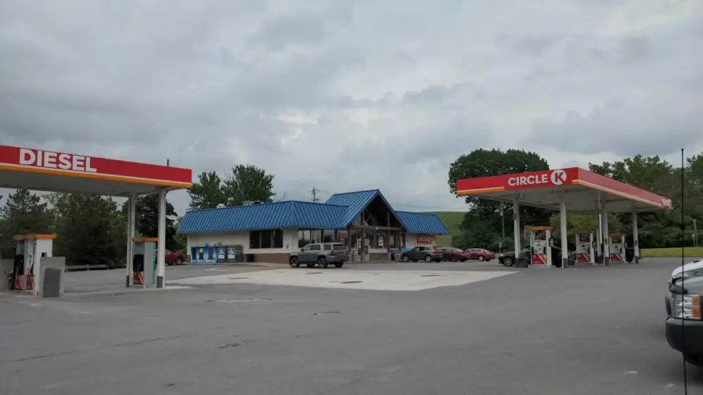 Circle K (formerly Nice N Easy Grocery Shoppes)