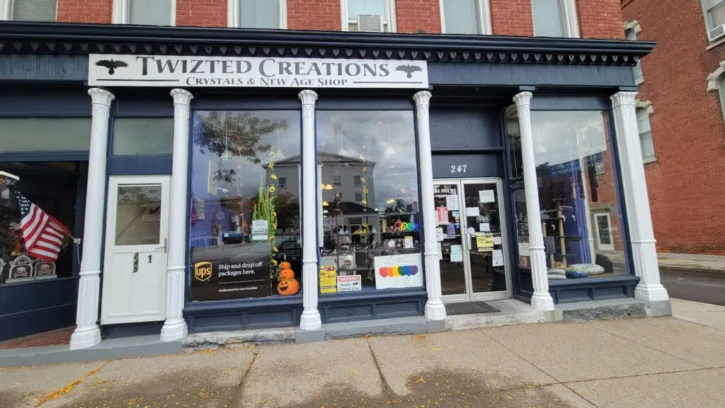 Twizted Creations